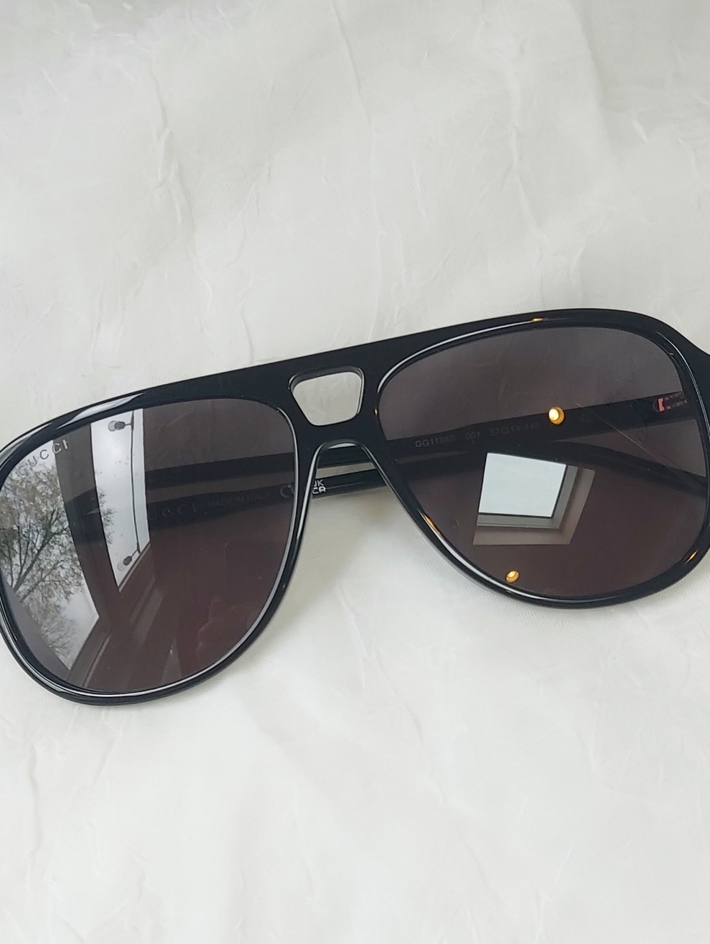 Gucci Men's Black Pilot Sunglasses GG1156S